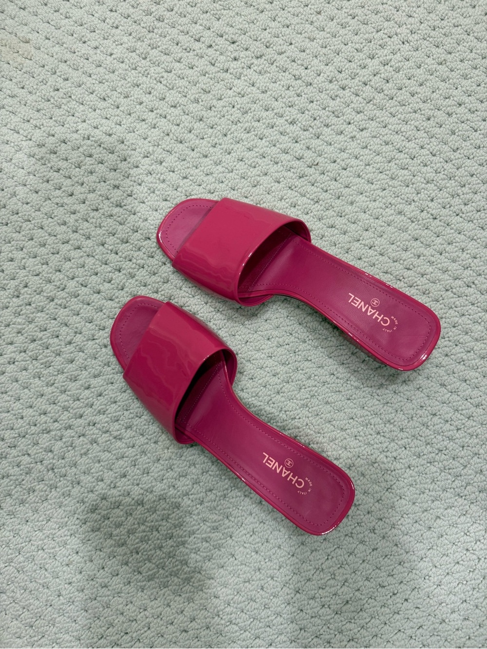CHANEL Hot Pink Patent Slide Mules with Block Heel - Picture 5 of 5